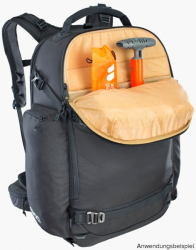 Nový batoh EVOC CP 35L Black