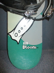 Snowboard BLOOM 111cm + viazanie, VÝBORNÝ STAV